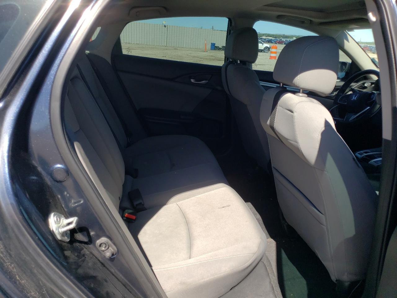 19XFC2F71JE004701 2018 Honda Civic Ex