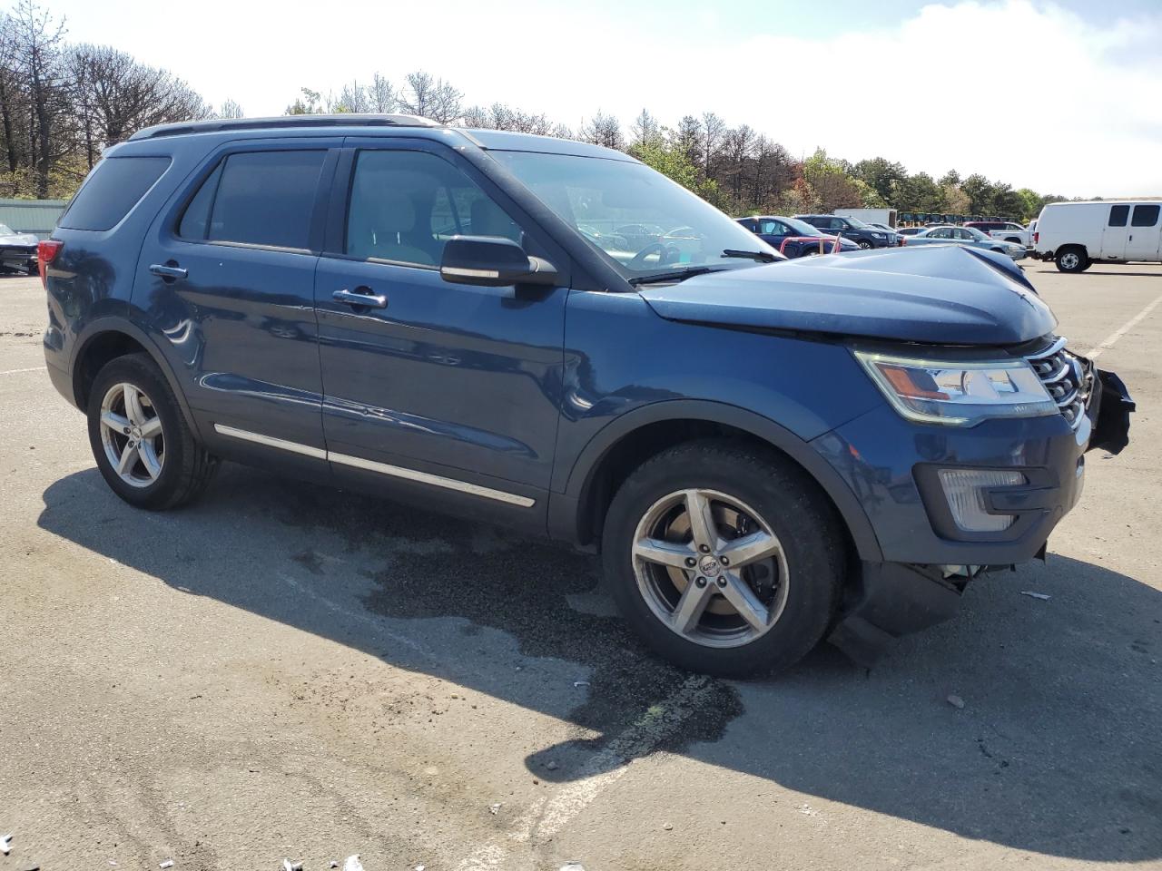 1FM5K8DH2HGD73960 2017 Ford Explorer Xlt