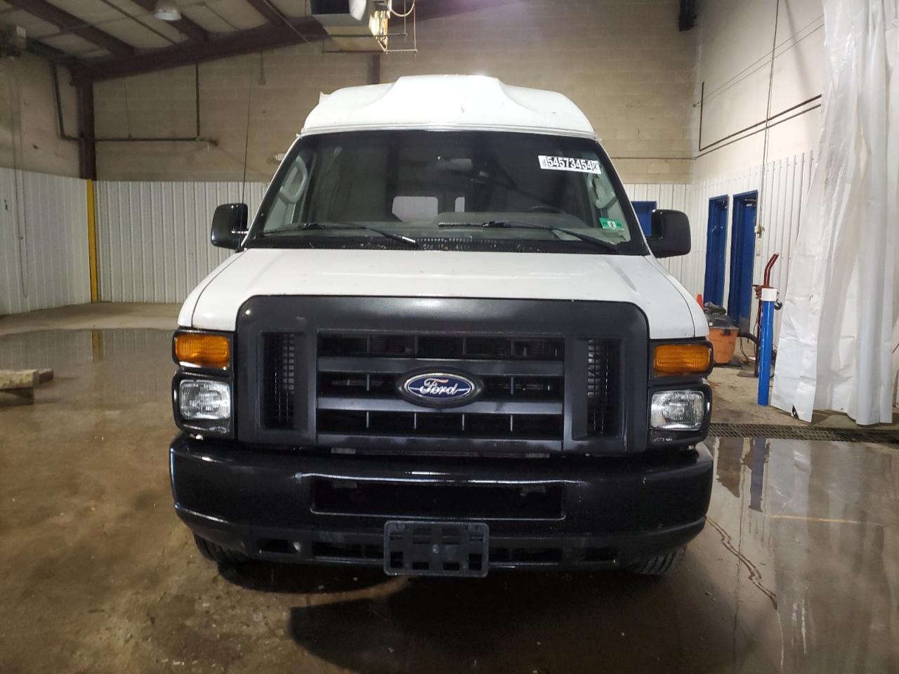 1FTNE1EW2EDB10798 2014 Ford Econoline E150 Van