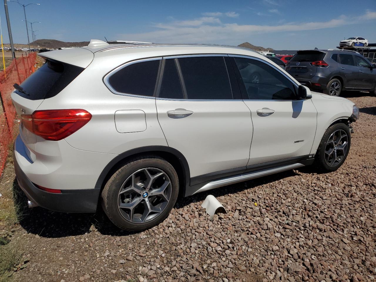 WBXHT3C30J5K24815 2018 BMW X1 xDrive28I