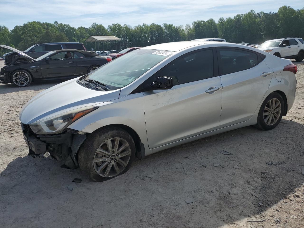 5NPDH4AE2GH679374 2016 Hyundai Elantra Se