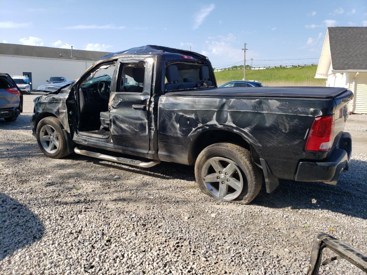 1C6RR7FT3JS163049 2018 Ram 1500 St