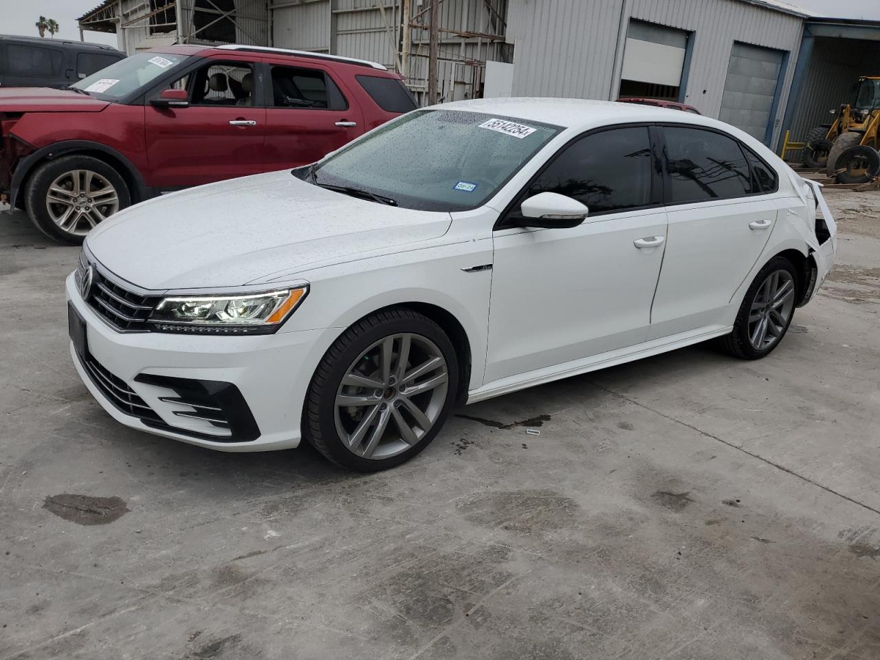 2018 Volkswagen Passat S vin: 1VWAA7A38JC014969