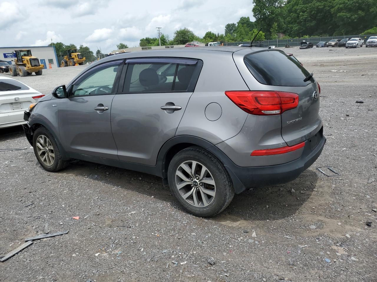 KNDPBCAC4G7880608 2016 Kia Sportage Lx