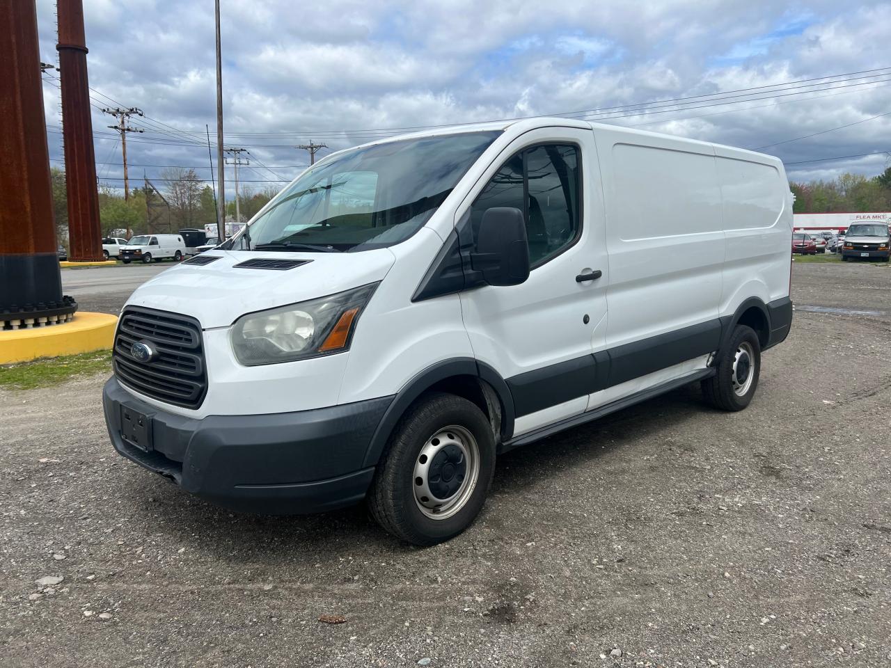 2015 Ford Transit T-250 vin: 1FTNR1ZV2FKA67471