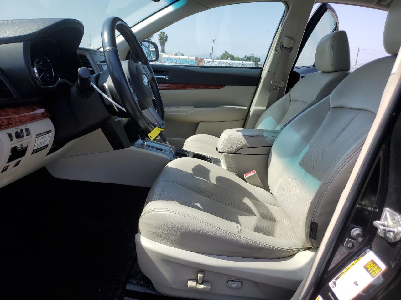 4S3BMBK64A3217562 2010 Subaru Legacy 2.5I Limited