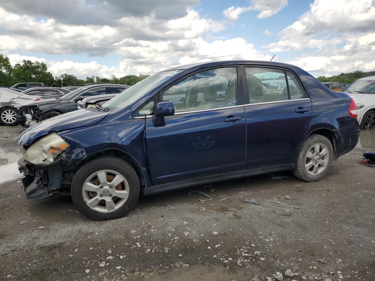 3N1BC11E78L351022 2008 Nissan Versa S