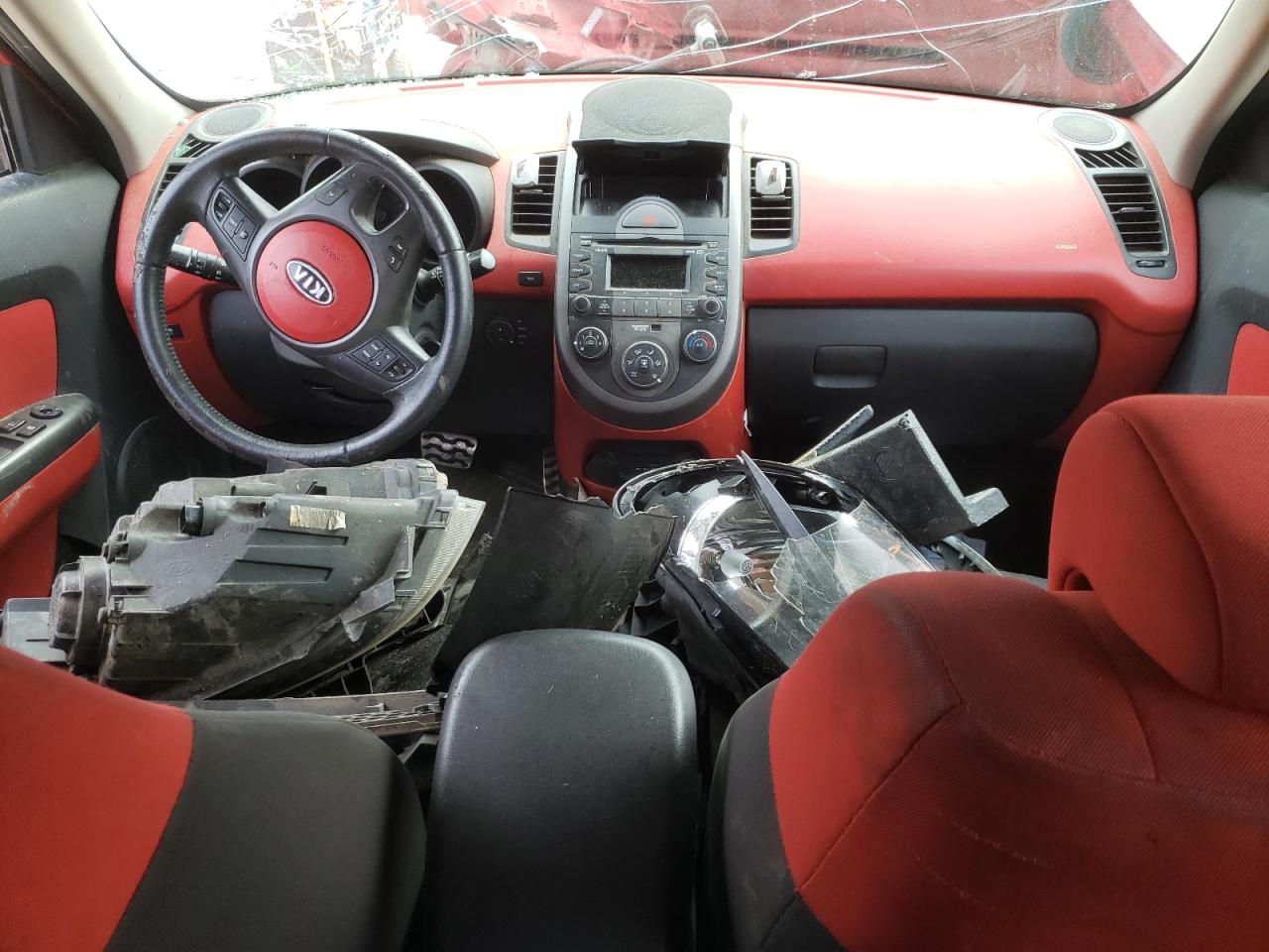 KNDJT2A2XA7066667 2010 Kia Soul +