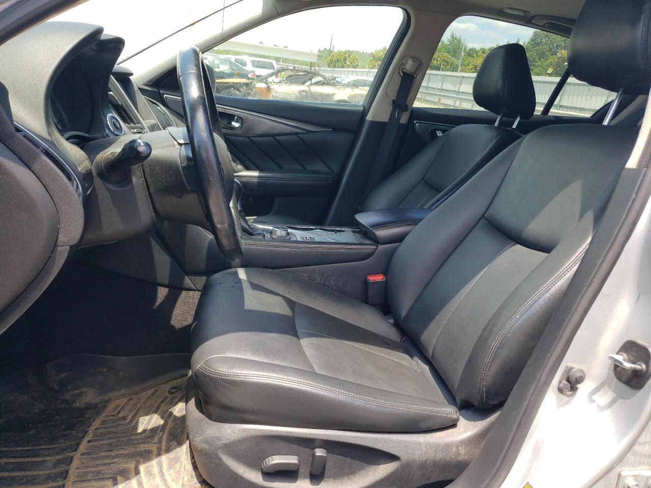 JN1CV7AR5GM250697 2016 Infiniti Q50 Base