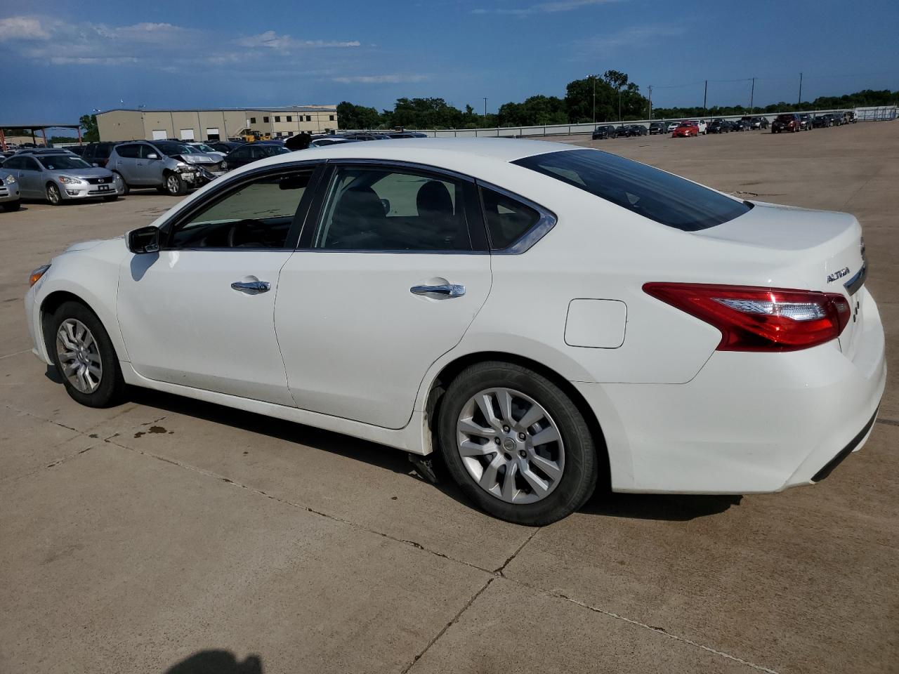 1N4AL3AP2HN328212 2017 Nissan Altima 2.5