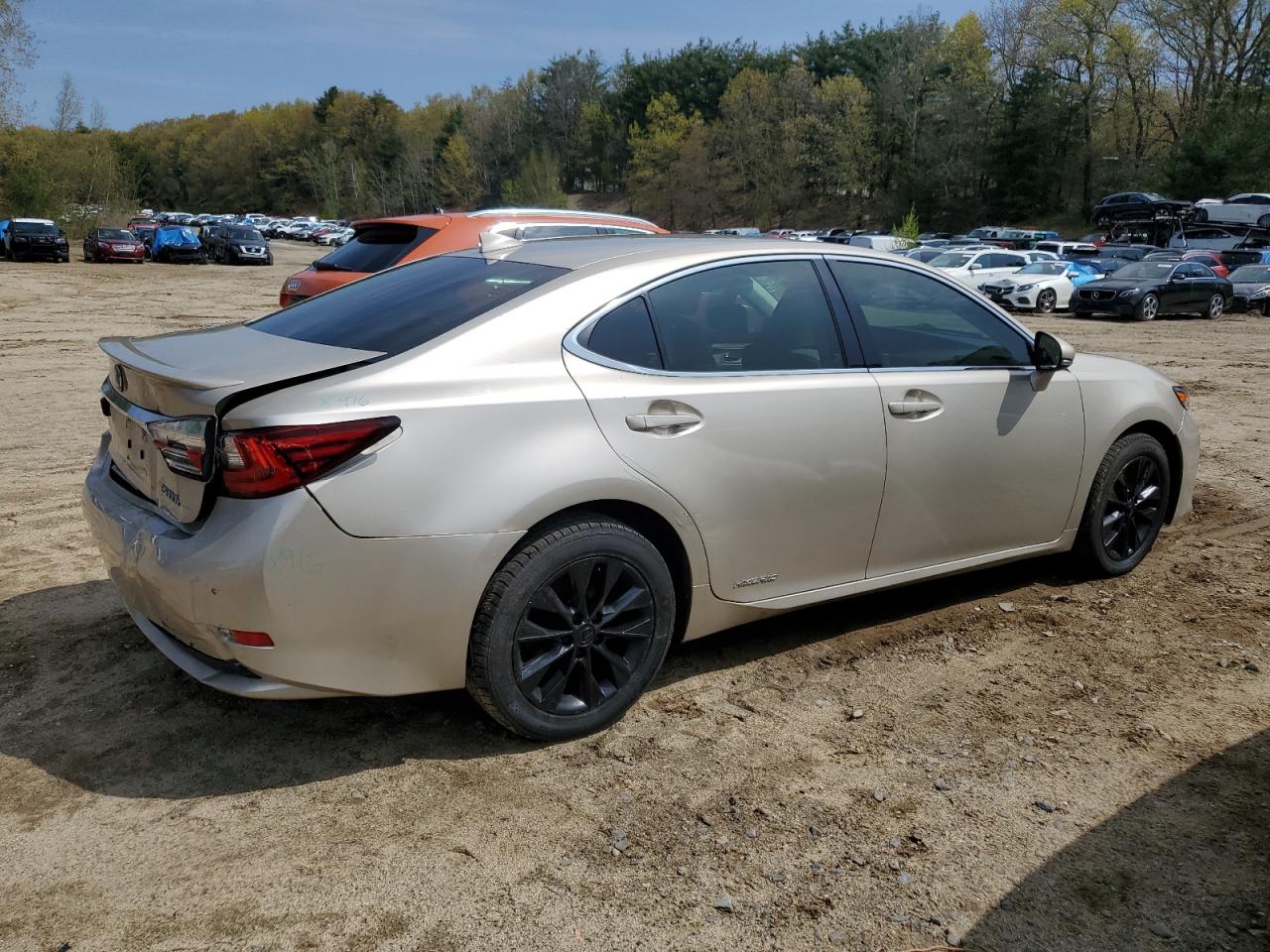 JTHBW1GG9J2185220 2018 Lexus Es 300H