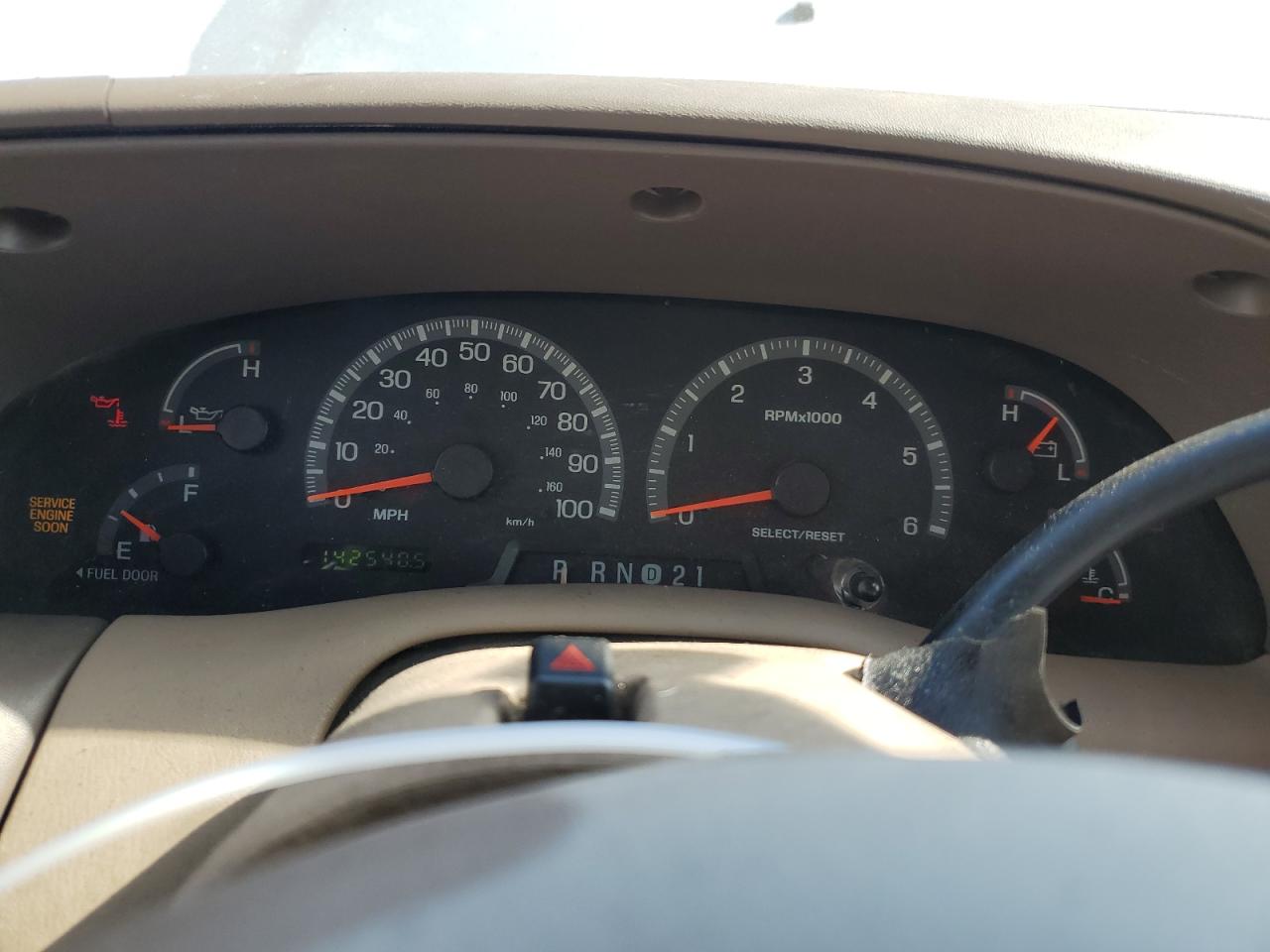 1FMPU18L8XLA69174 1999 Ford Expedition