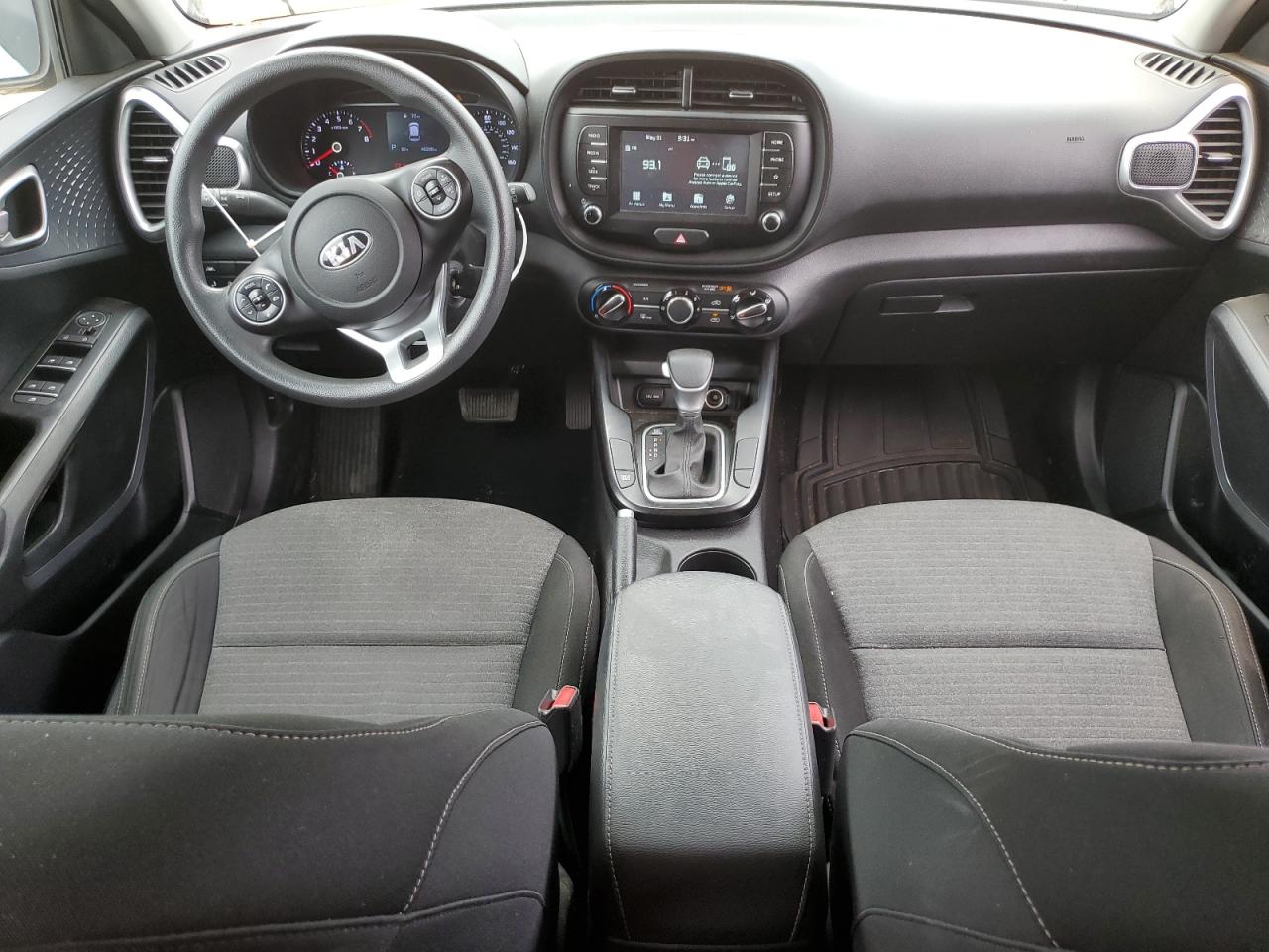 KNDJ23AU7L7718027 2020 Kia Soul Lx