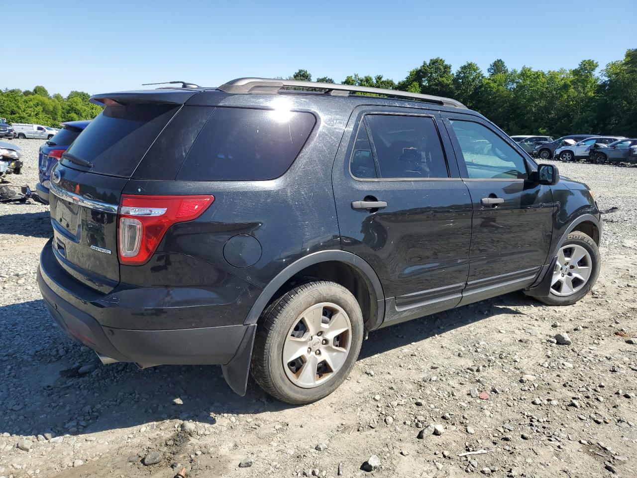 2014 Ford Explorer vin: 1FM5K7B82EGB71452