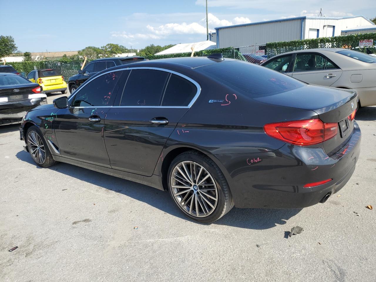 WBAJA9C58JG623272 2018 BMW 530E