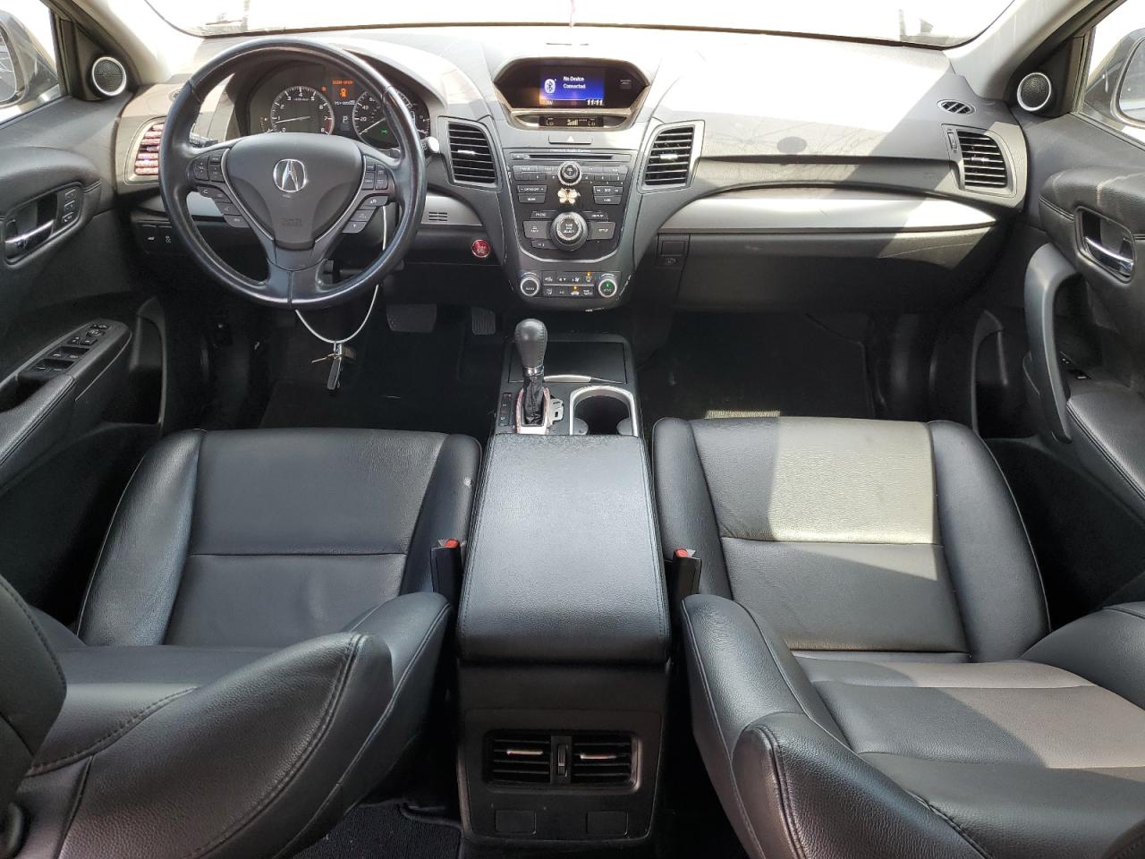 5J8TB3H33JL005377 2018 Acura Rdx