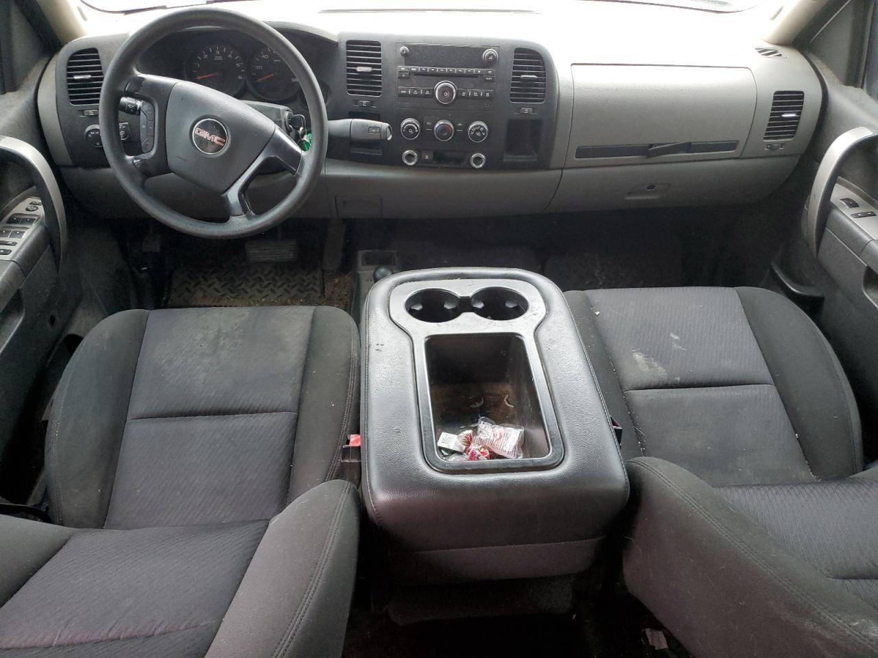 3GTRKUEA3AG240652 2010 GMC Sierra K1500 Sl