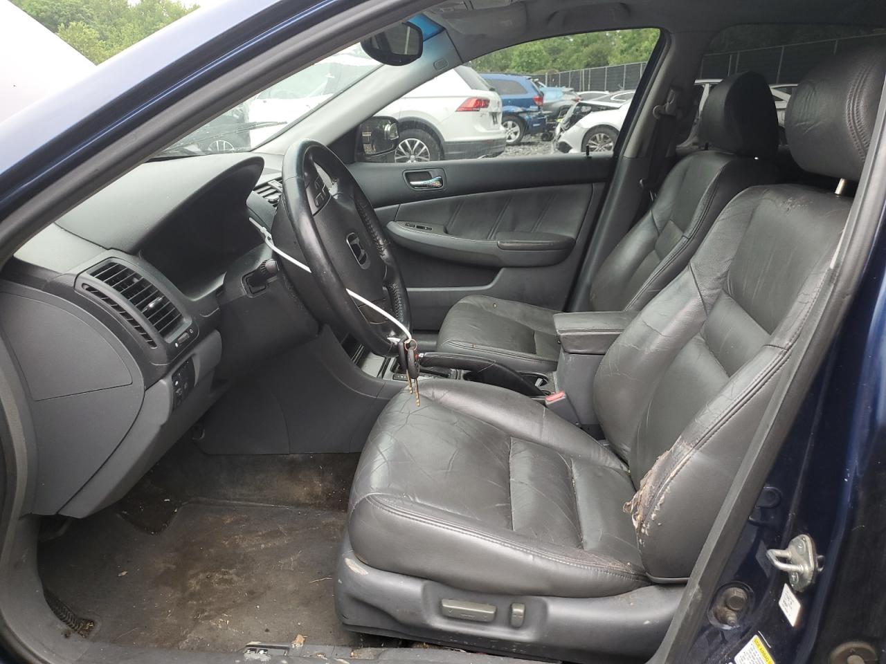 1HGCM56714A021475 2004 Honda Accord Ex