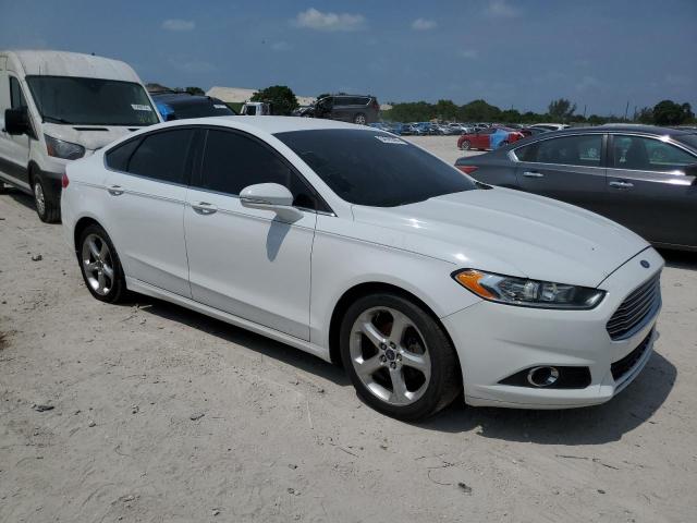 3FA6P0HD5FR261636 | 2015 Ford fusion se