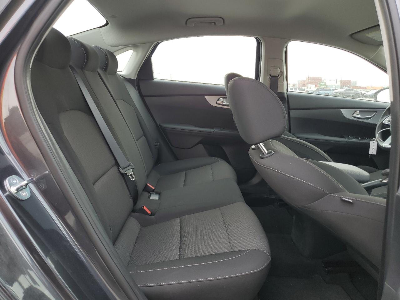 3KPF24AD6PE607986 2023 Kia Forte Lx