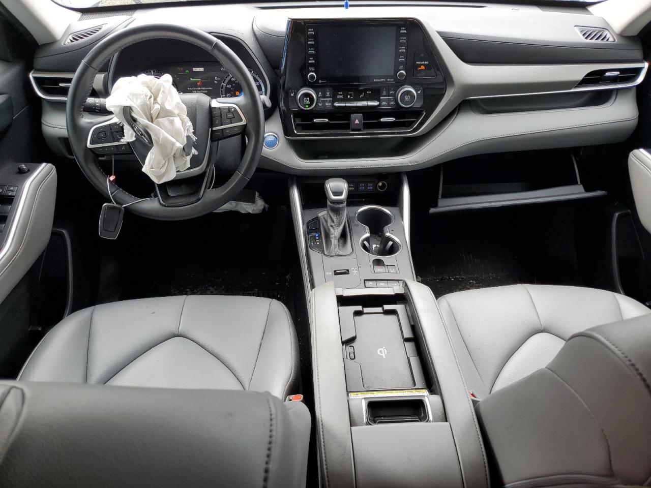 5TDHBRCH6NS539259 2022 Toyota Highlander Hybrid Xle