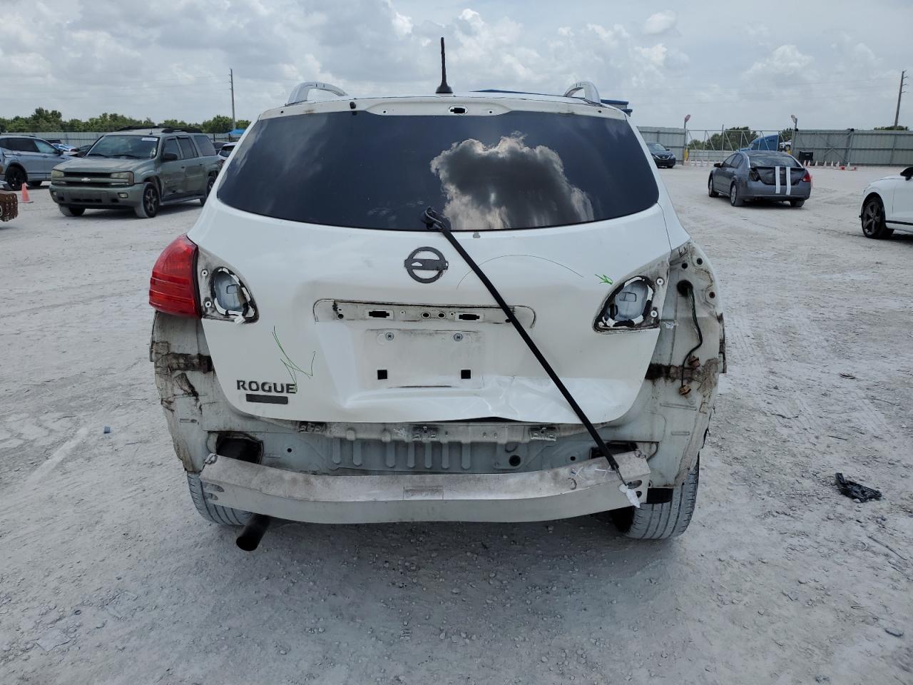 JN8AS5MT1FW668447 2015 Nissan Rogue Select S