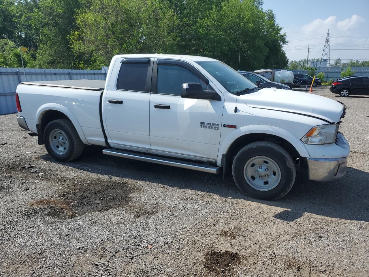 1C6RR7GM1FS712181 2015 Ram 1500 Slt