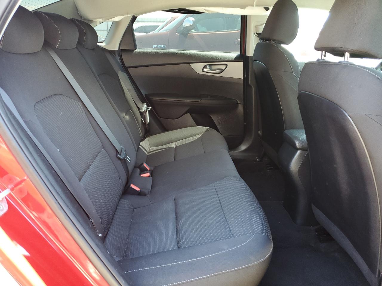 3KPF24AD7KE039045 2019 Kia Forte Fe