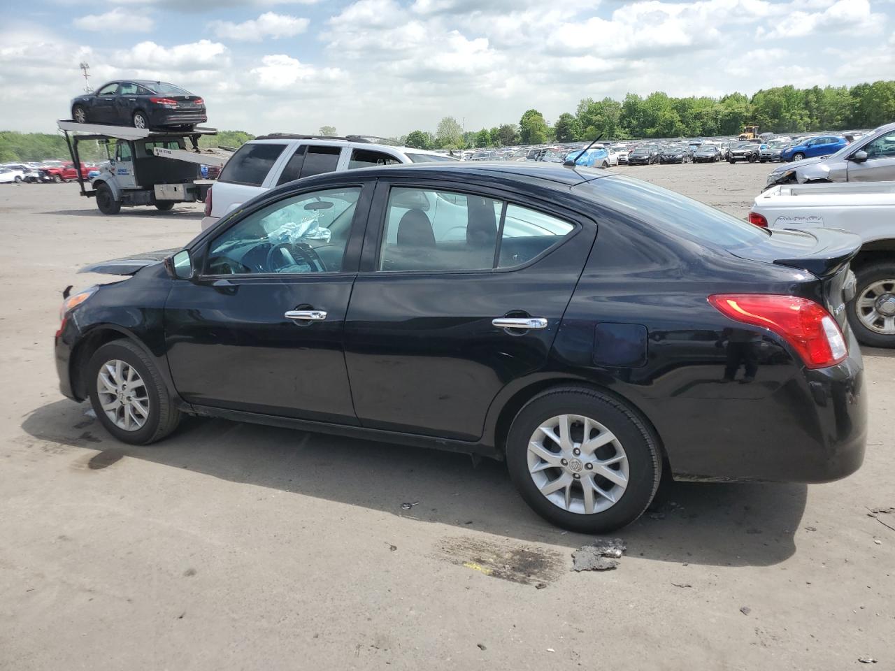 3N1CN7AP5JL886696 NISSAN VERSA 2018