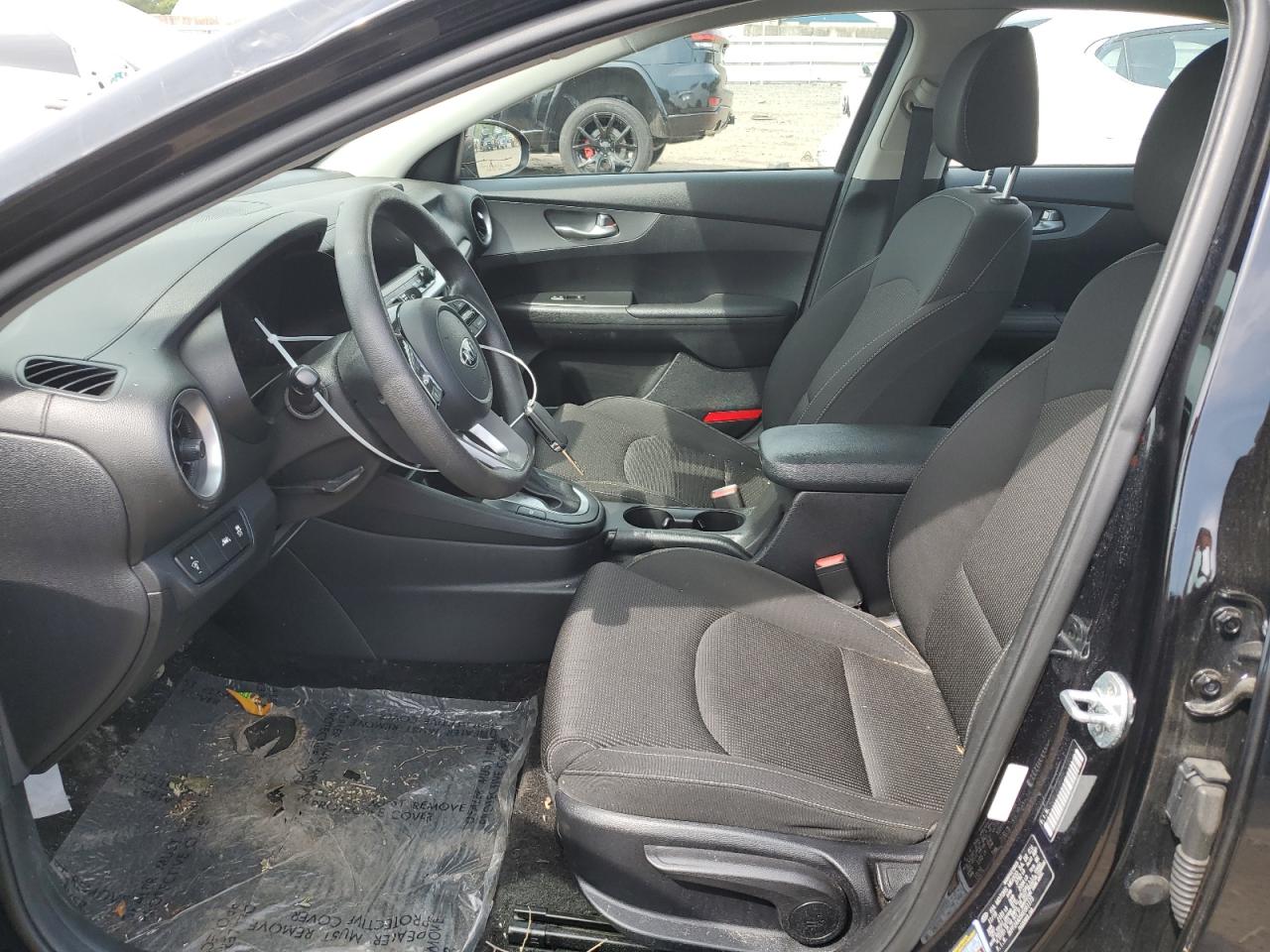 3KPF24AD5KE061173 2019 Kia Forte Fe