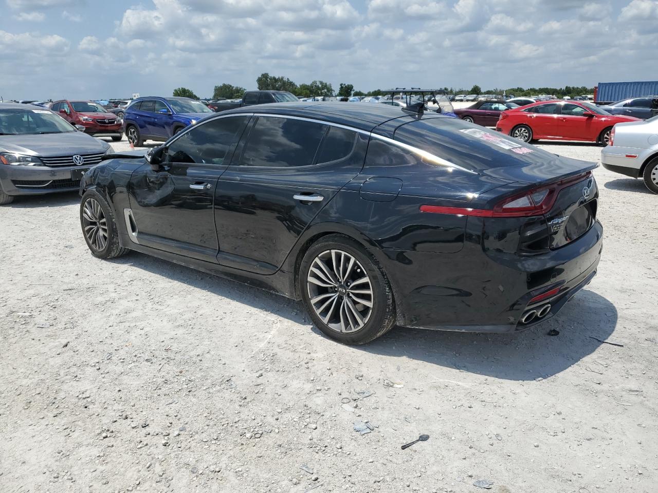 KNAE25LA7J6024471 2018 Kia Stinger Premium