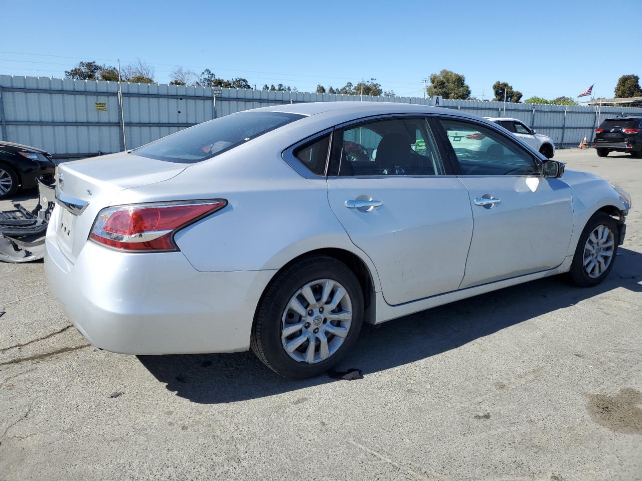 1N4AL3AP2FN331186 2015 Nissan Altima 2.5