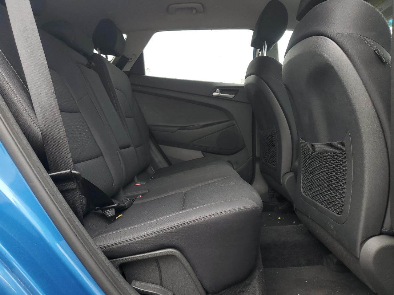 KM8J2CA46KU043833 2019 Hyundai Tucson Se