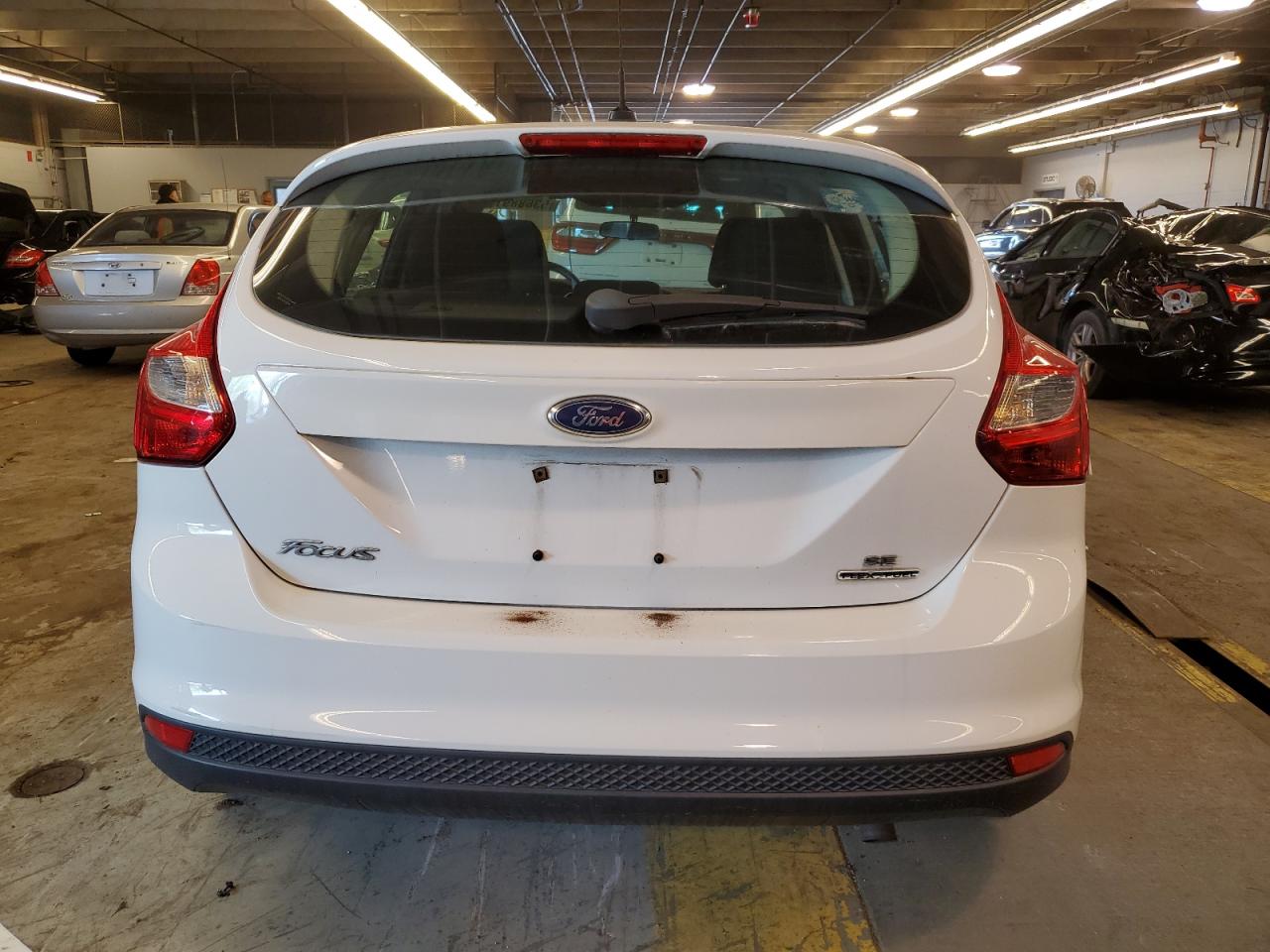 2014 Ford Focus Se vin: 1FADP3K28EL166470