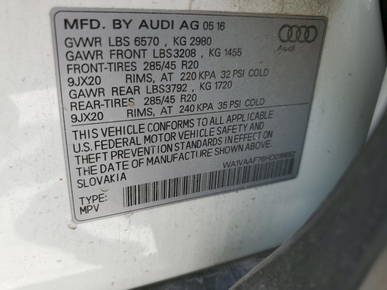 WA1VAAF76HD016652 2017 Audi Q7 Prestige