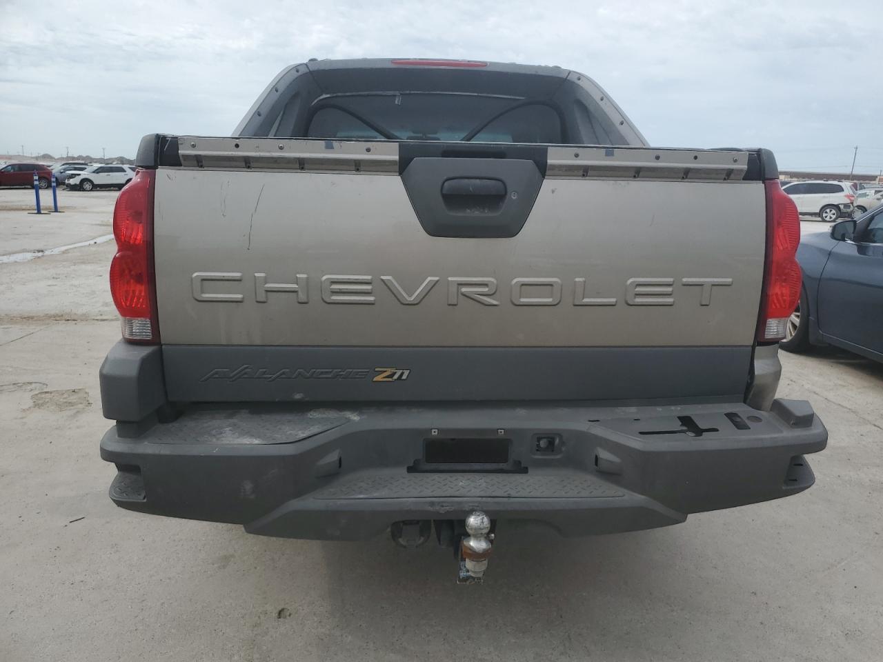 3GNEK13TX2G116713 2002 Chevrolet Avalanche K1500