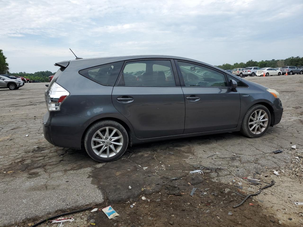 JTDZN3EU3C3135935 2012 Toyota Prius V