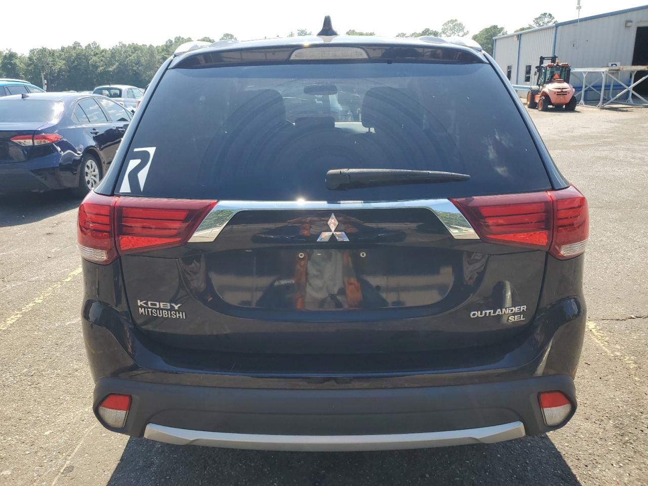 JA4AD3A34JZ017202 2018 Mitsubishi Outlander Se