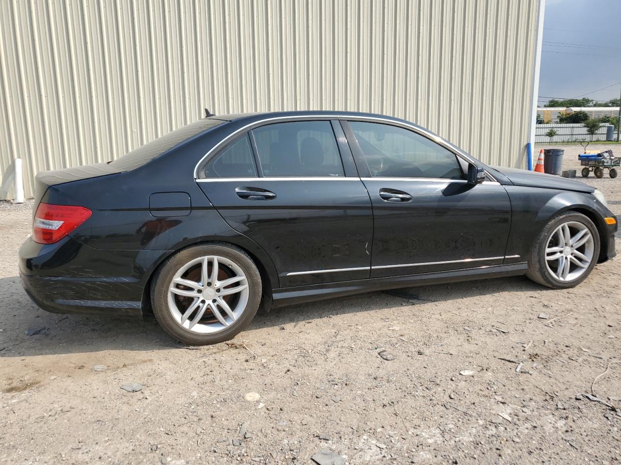 WDDGF4HB2EA949633 2014 Mercedes-Benz C 250