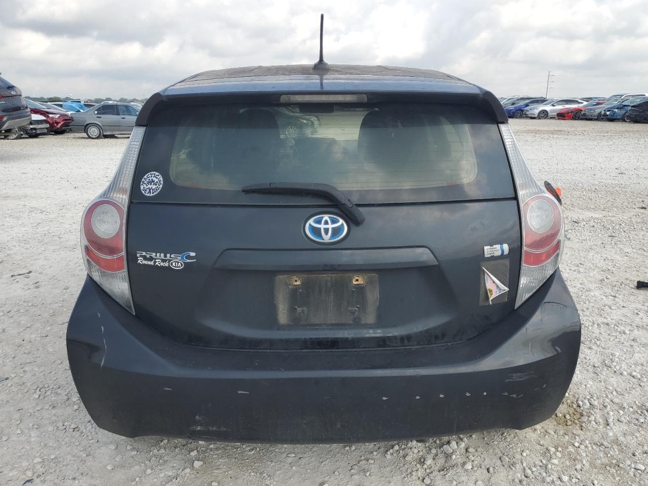 JTDKDTB36E1075664 2014 Toyota Prius C