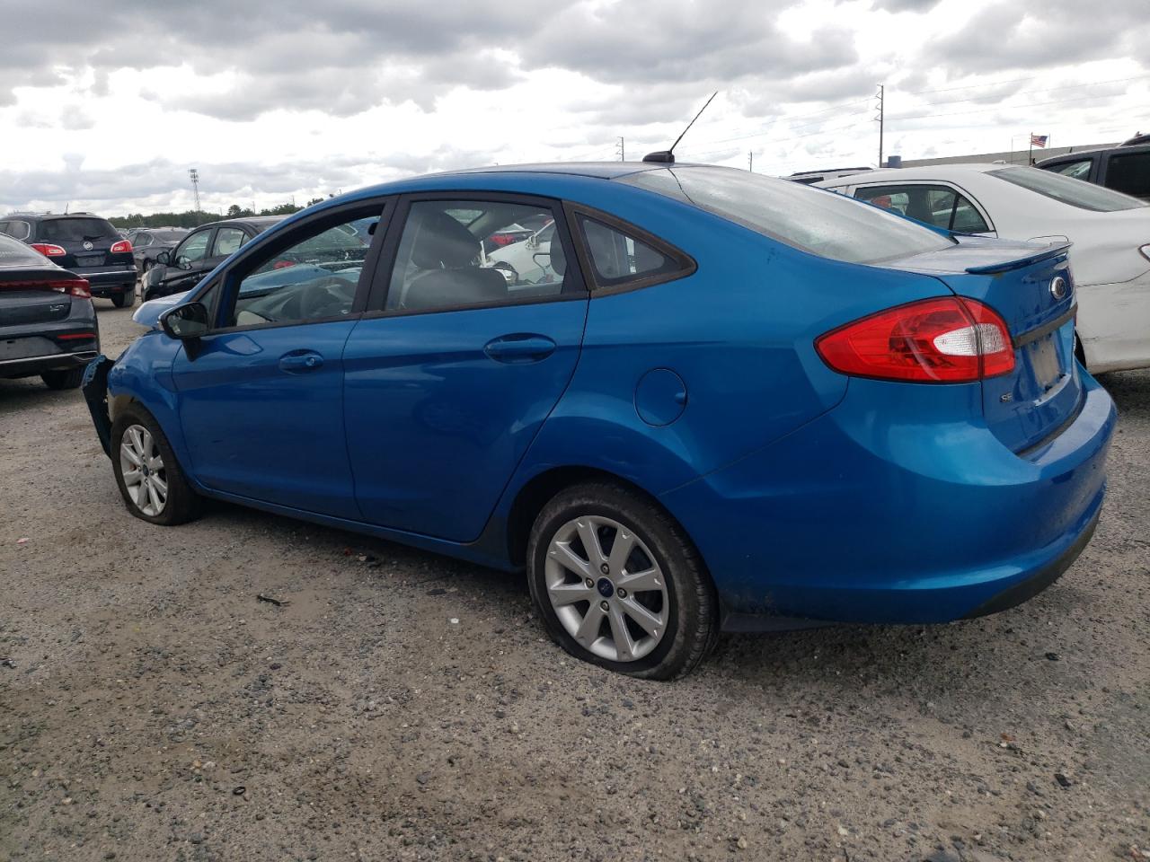 3FADP4BJ1DM173092 2013 Ford Fiesta Se