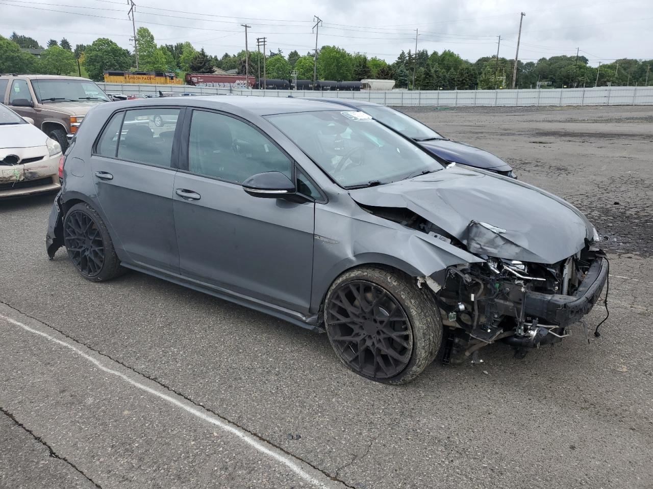 WVWVA7AU0KW129238 2019 Volkswagen Golf R