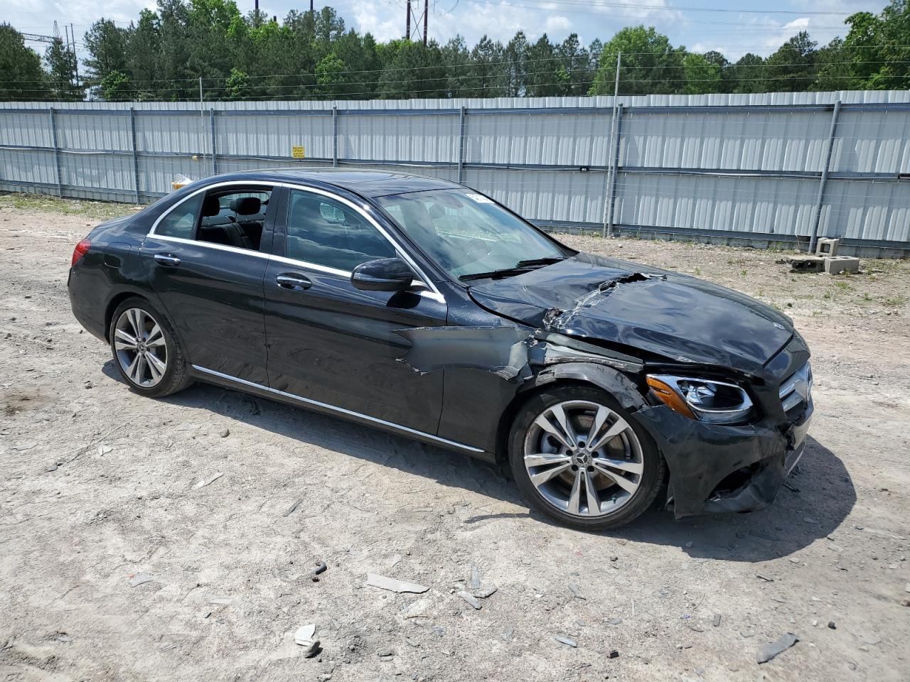 55SWF4JB6JU248237 2018 Mercedes-Benz C 300