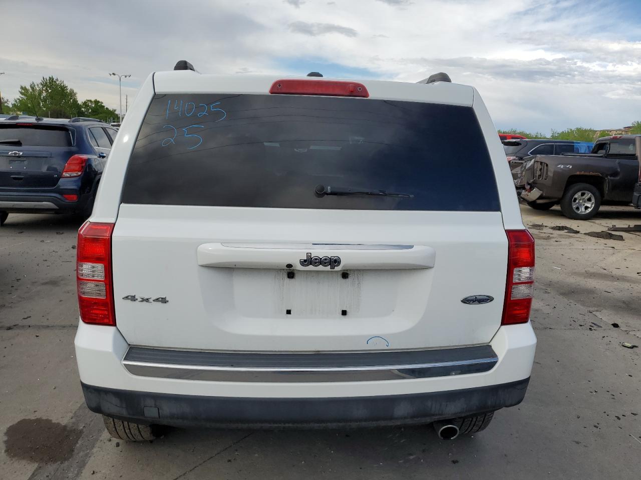 1C4NJRFB4GD724244 2016 Jeep Patriot Latitude