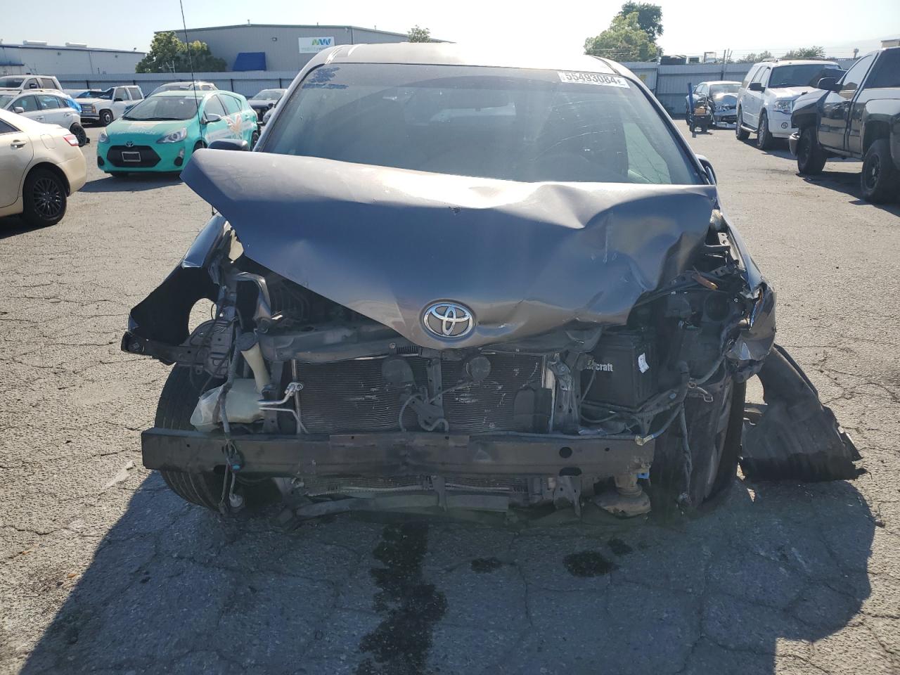 5TDKA3DC0BS004965 2011 Toyota Sienna Base