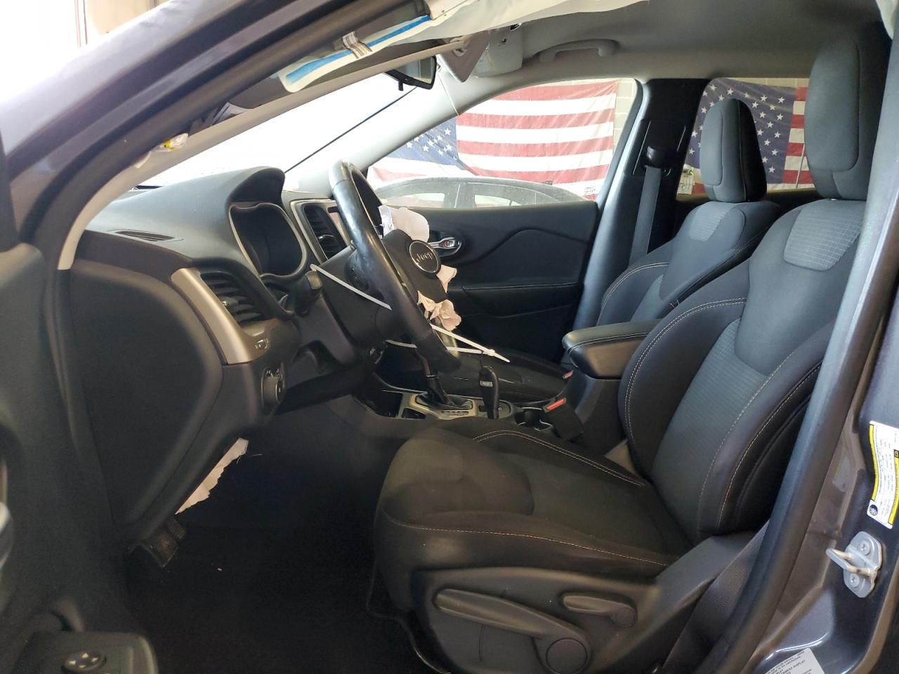 1C4PJLCBXGW370017 2016 Jeep Cherokee Latitude