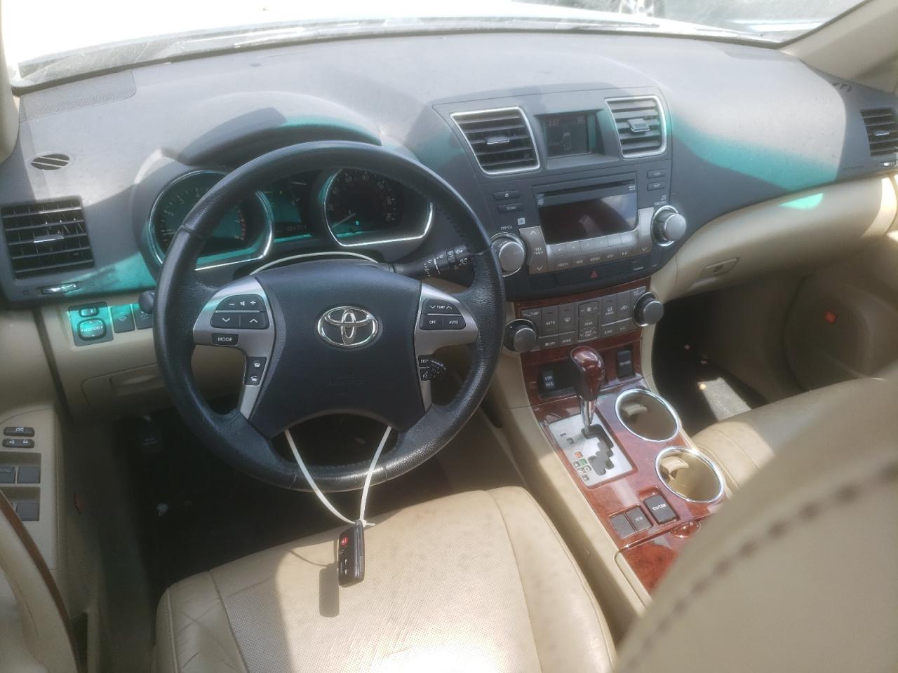 5TDYK3EH0BS031620 2011 Toyota Highlander Limited