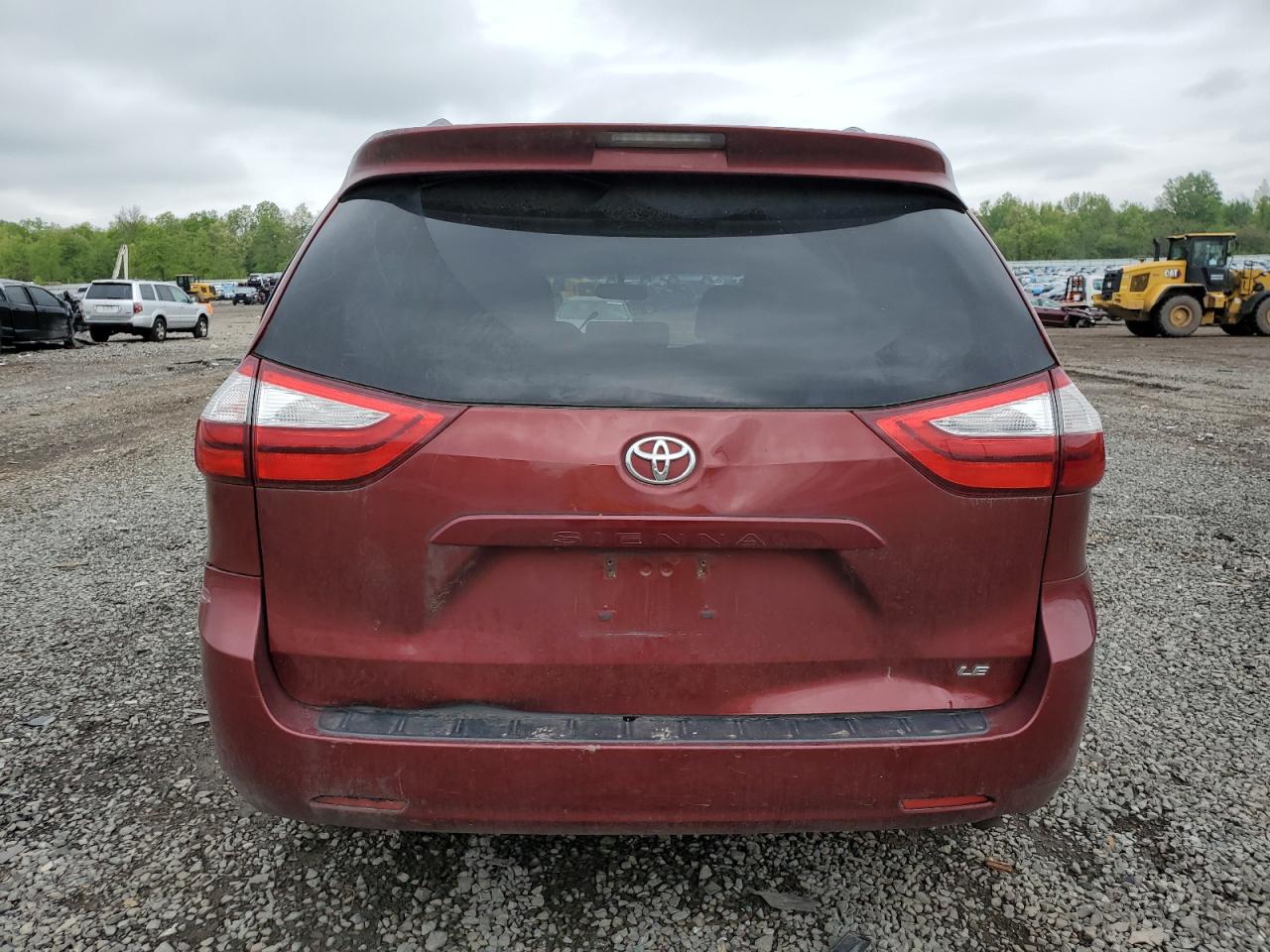 5TDKZ3DC2HS823512 2017 Toyota Sienna Le