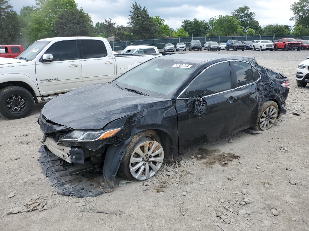 2018 Toyota Camry L vin: 4T1B11HKXJU662417