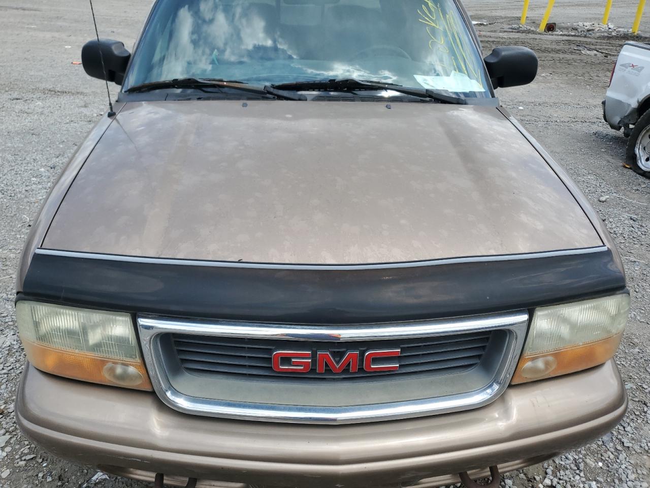 1GTDT13W52K130393 2002 GMC Sonoma